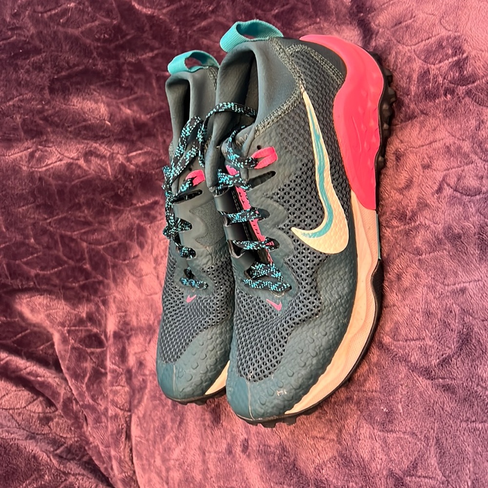 Nike trail running shoes